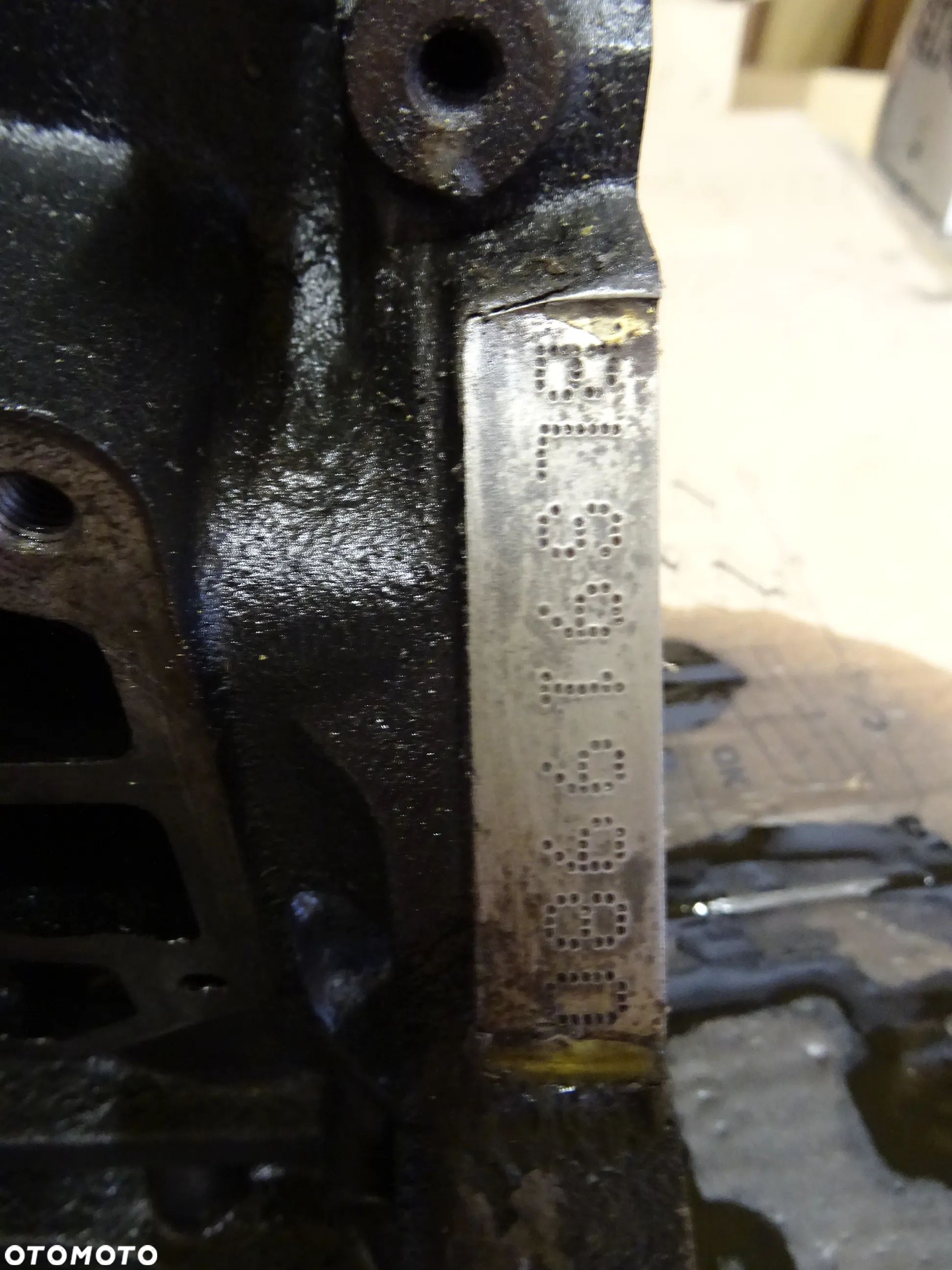 VW GOLF V 1.9TDI BLS BLOK SILNIKA 038021CC - 7