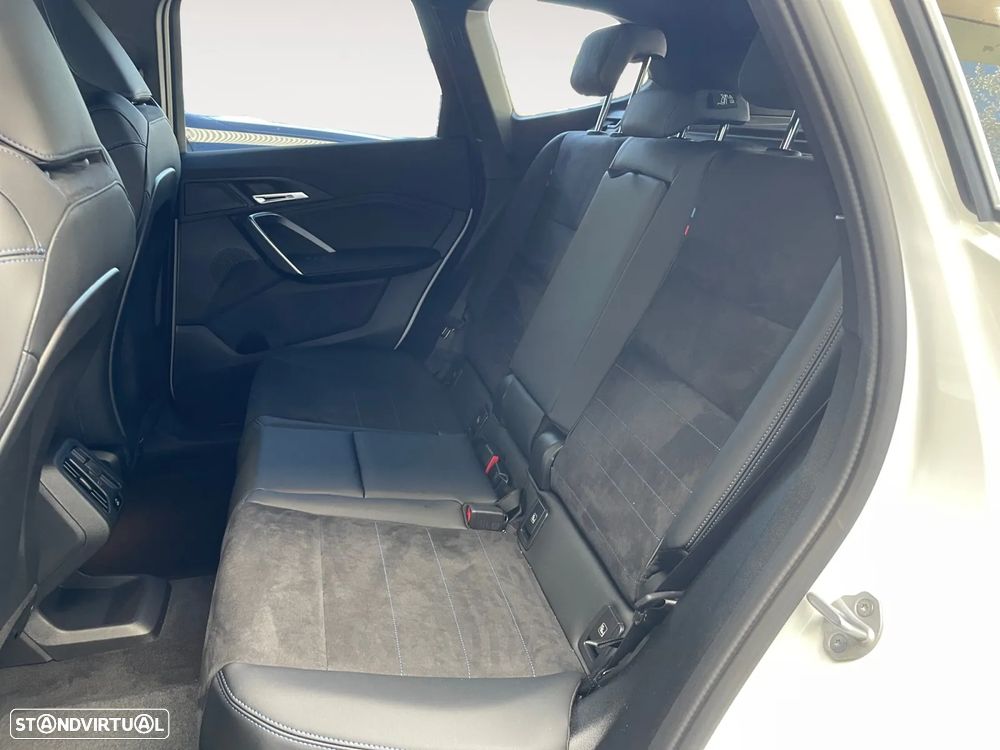 BMW X1 xDrive25e - 12