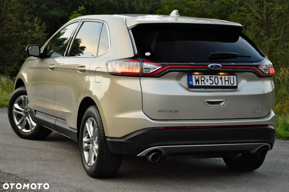 Ford Edge - 12