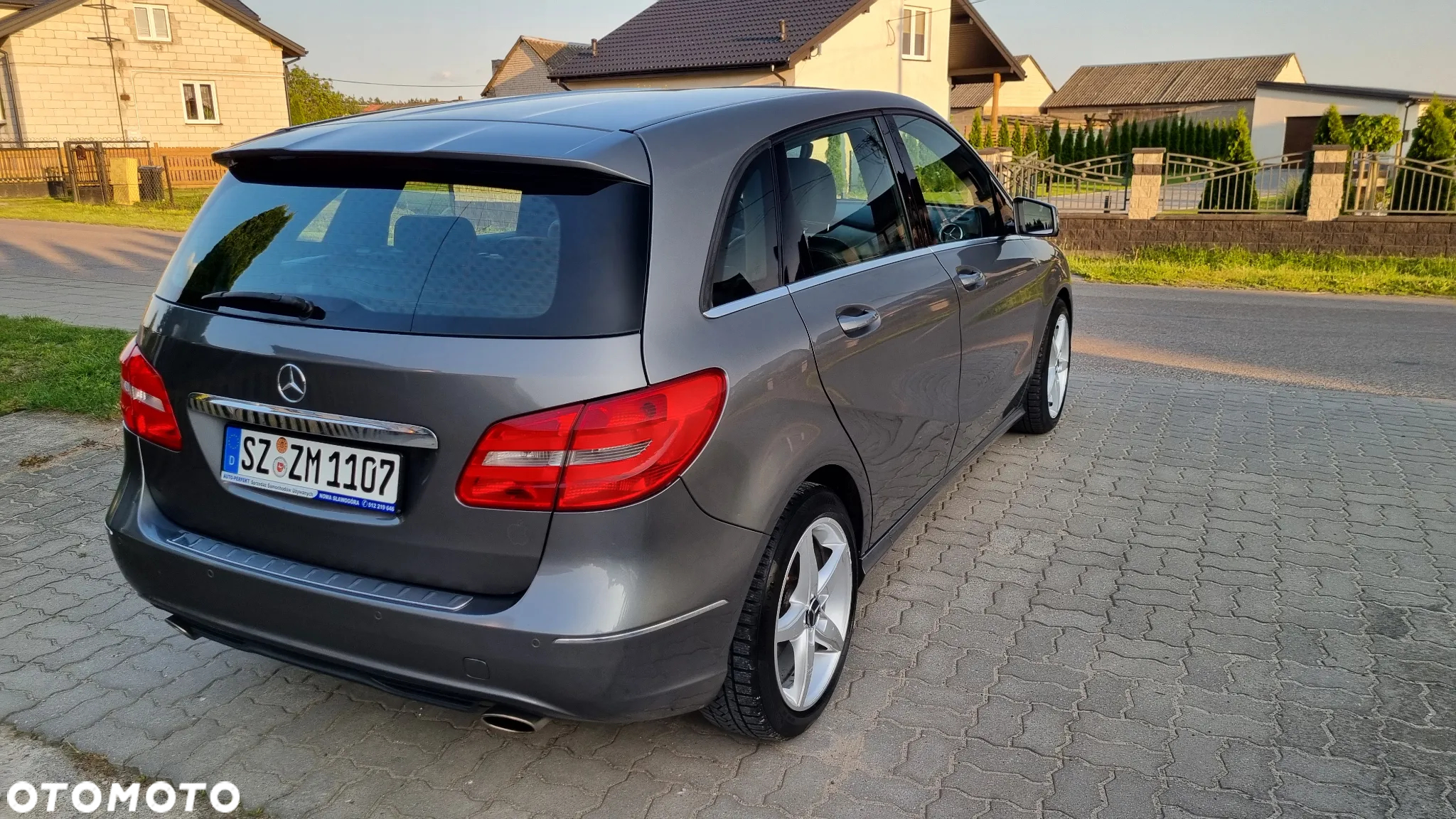 Mercedes-Benz Klasa B 200 AMG Line - 6