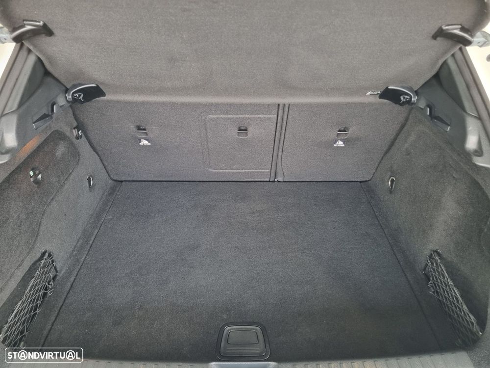 Mercedes-Benz GLA 45 AMG 4-Matic - 24