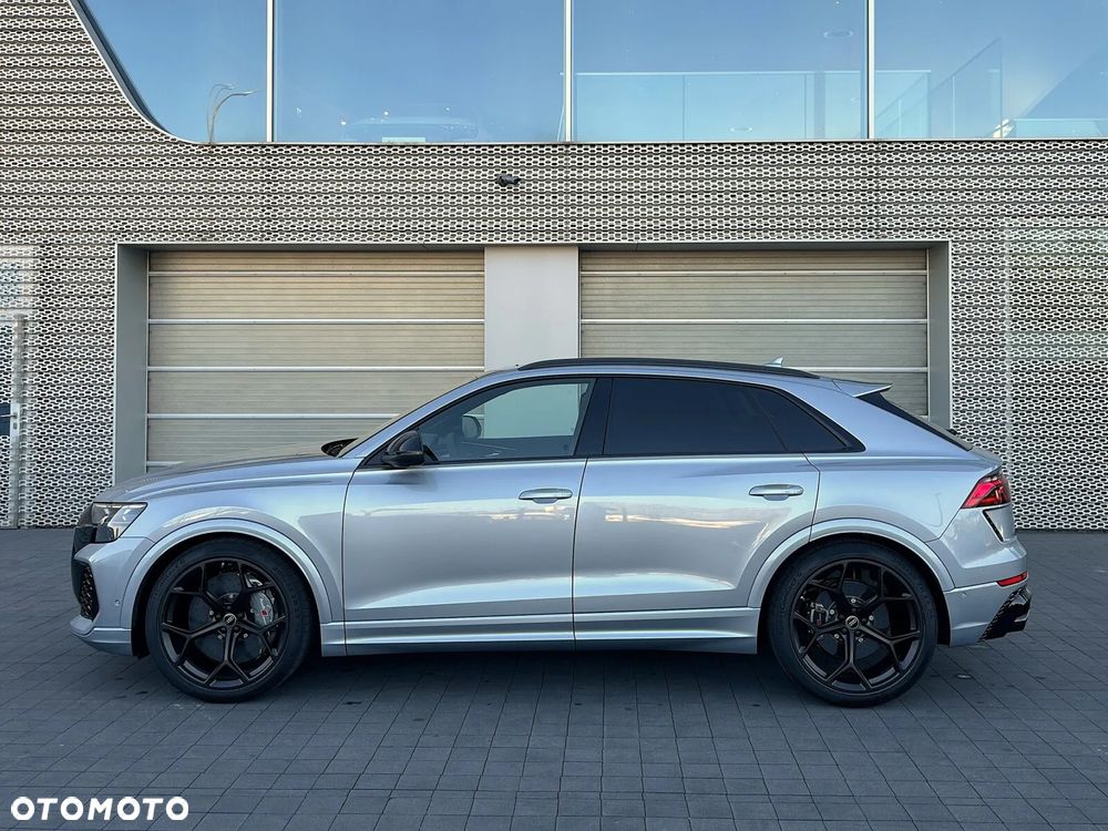 Audi RS Q8 - 23