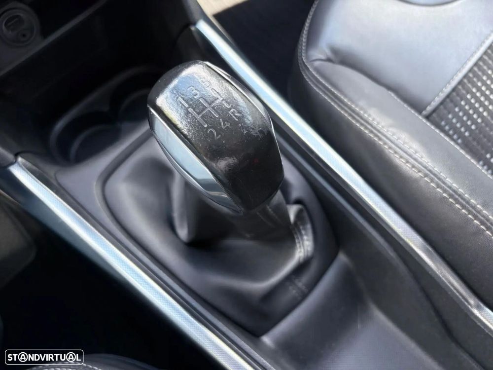 Peugeot 2008 1.6 e-HDi Allure - 50