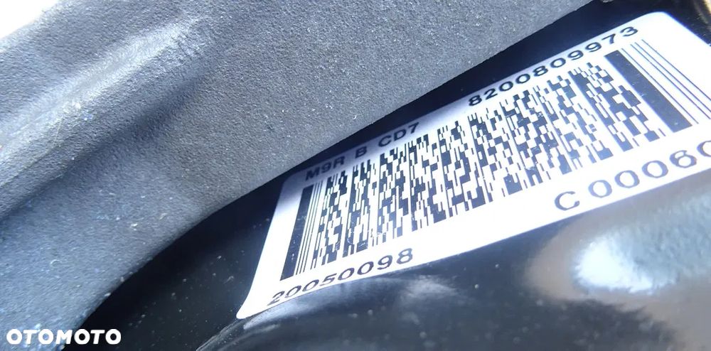 Silnik słupek M9R M9RBCD7 2.0 DCI - RENAULT LAGUNA III - 7