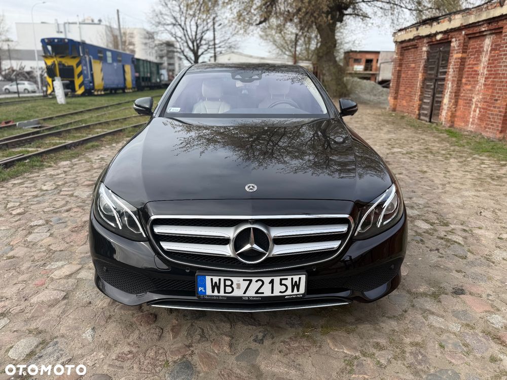 Mercedes-Benz Klasa E 220 d 4-Matic 9G-TRONIC - 4