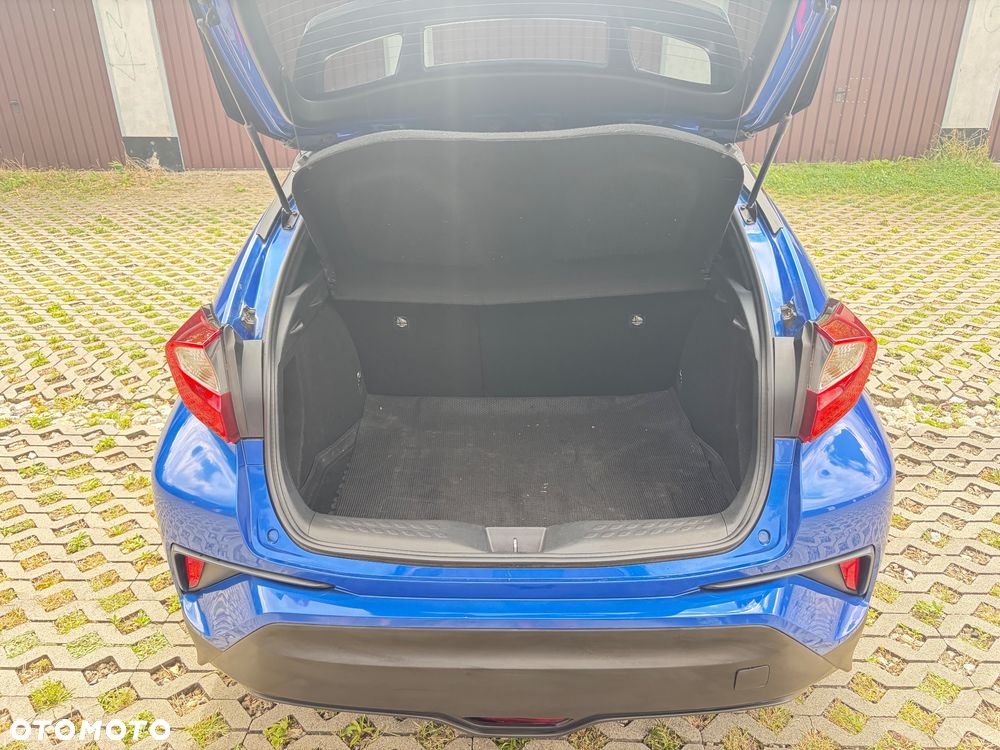 Toyota C-HR - 16