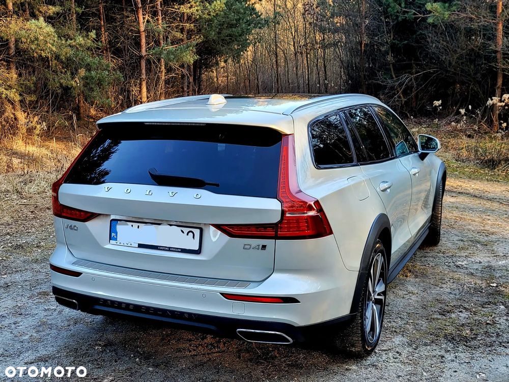 Volvo V60 Cross Country D4 AWD - 6