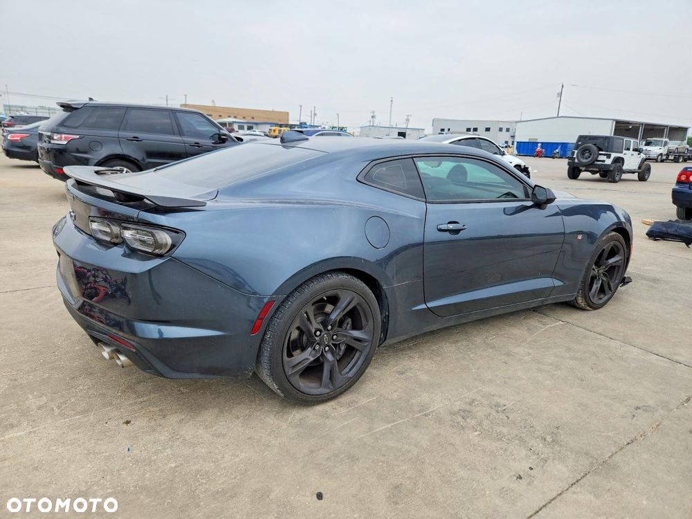 Chevrolet Camaro - 4