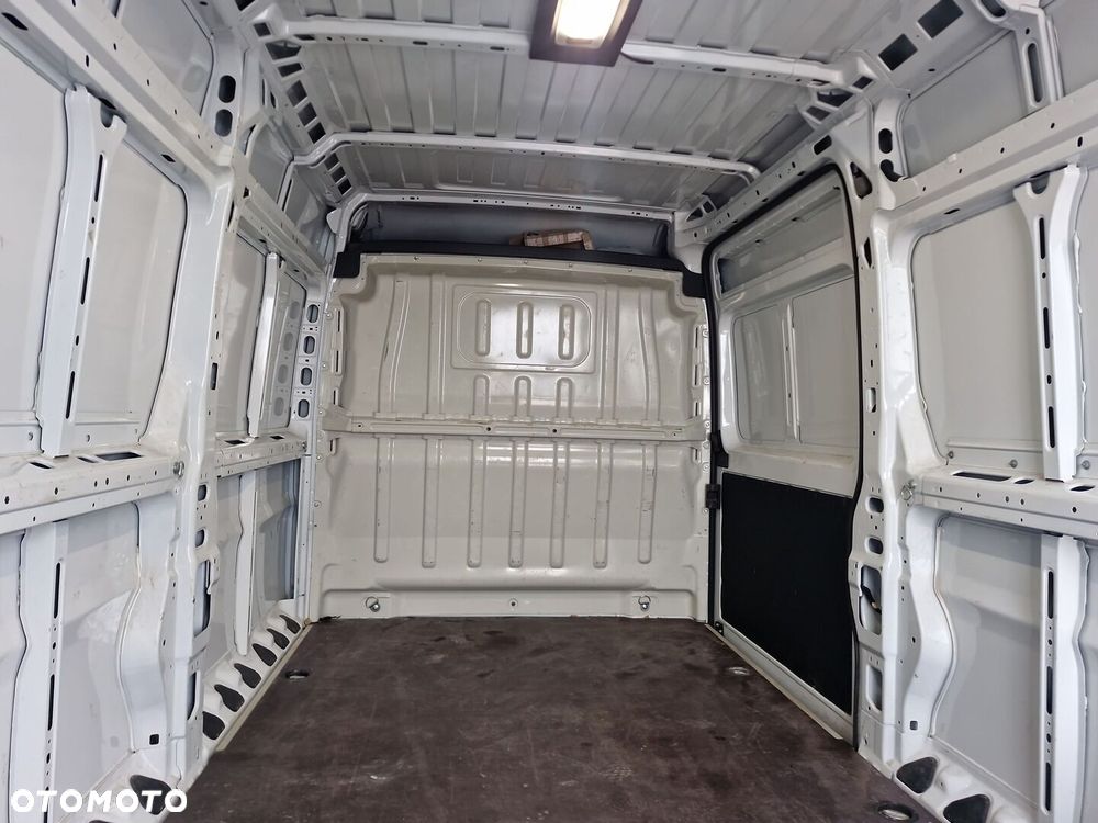 Toyota PROACE MAX - 16