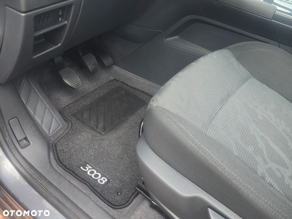 Peugeot 3008 1.6 Premium - 38