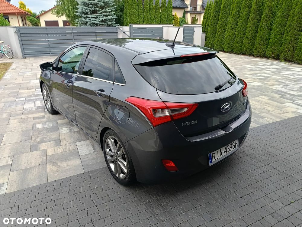 Hyundai i30 blue 1.6 GDI YES Gold - 10