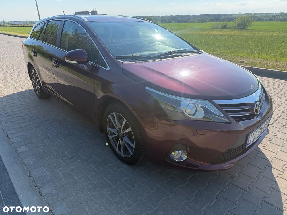 Toyota Avensis - 1