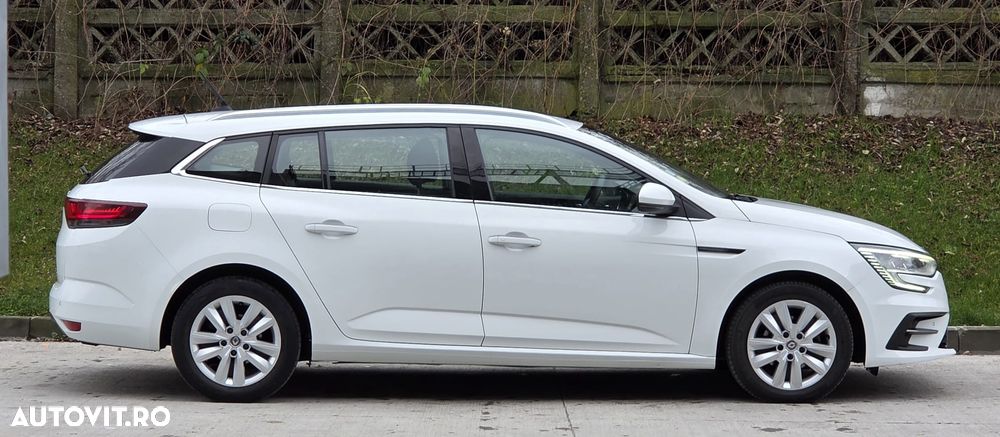 Renault Megane BLUE dCi 115 BUSINESS EDITION - 11