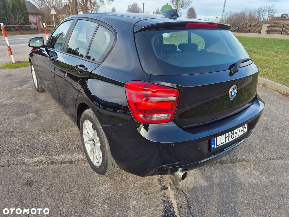 BMW Seria 1 116i - 8