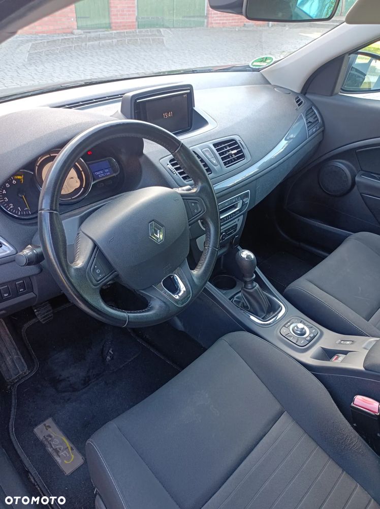 Renault Megane ENERGY TCe 130 LIMITED - 7