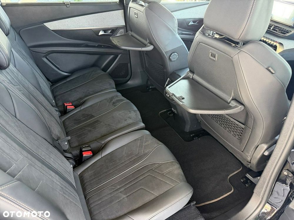 Peugeot 5008 - 21