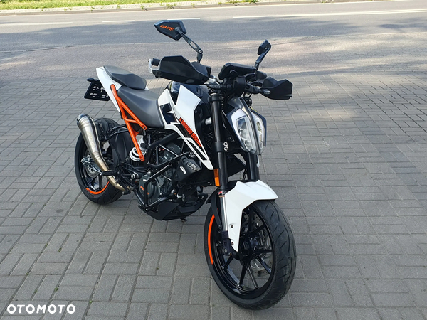 KTM Duke
