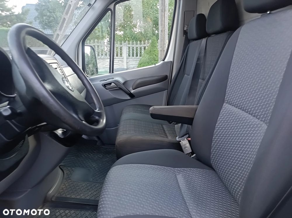 Volkswagen Crafter - 12