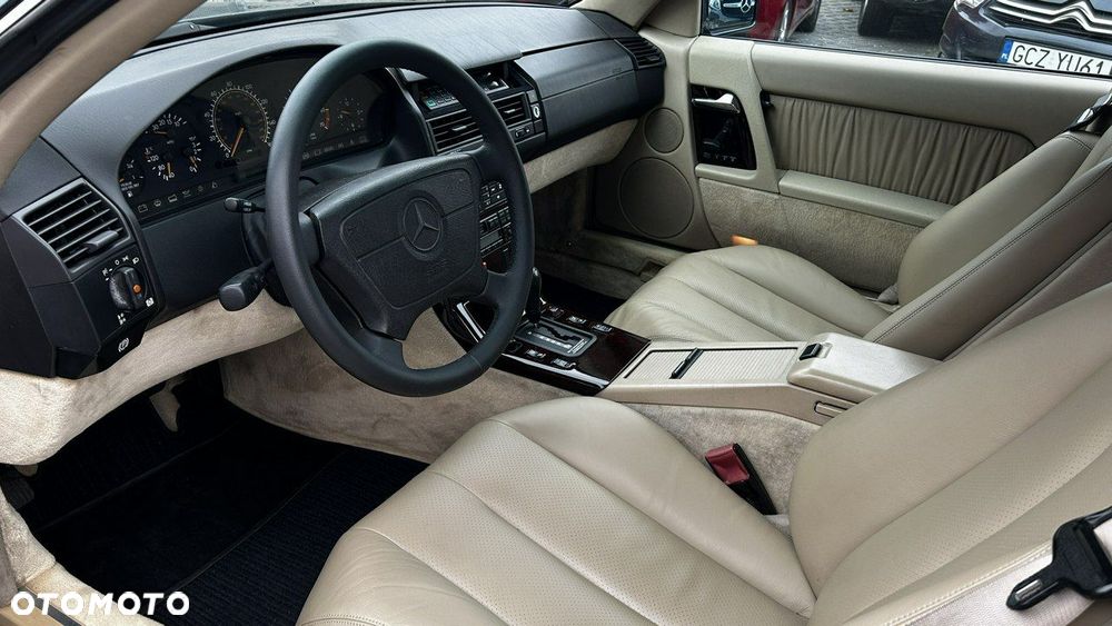 Mercedes-Benz SL - 21