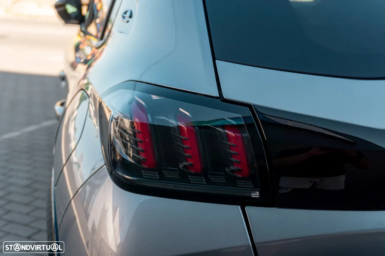 Peugeot e-208 50 kWh GT Pack - 7