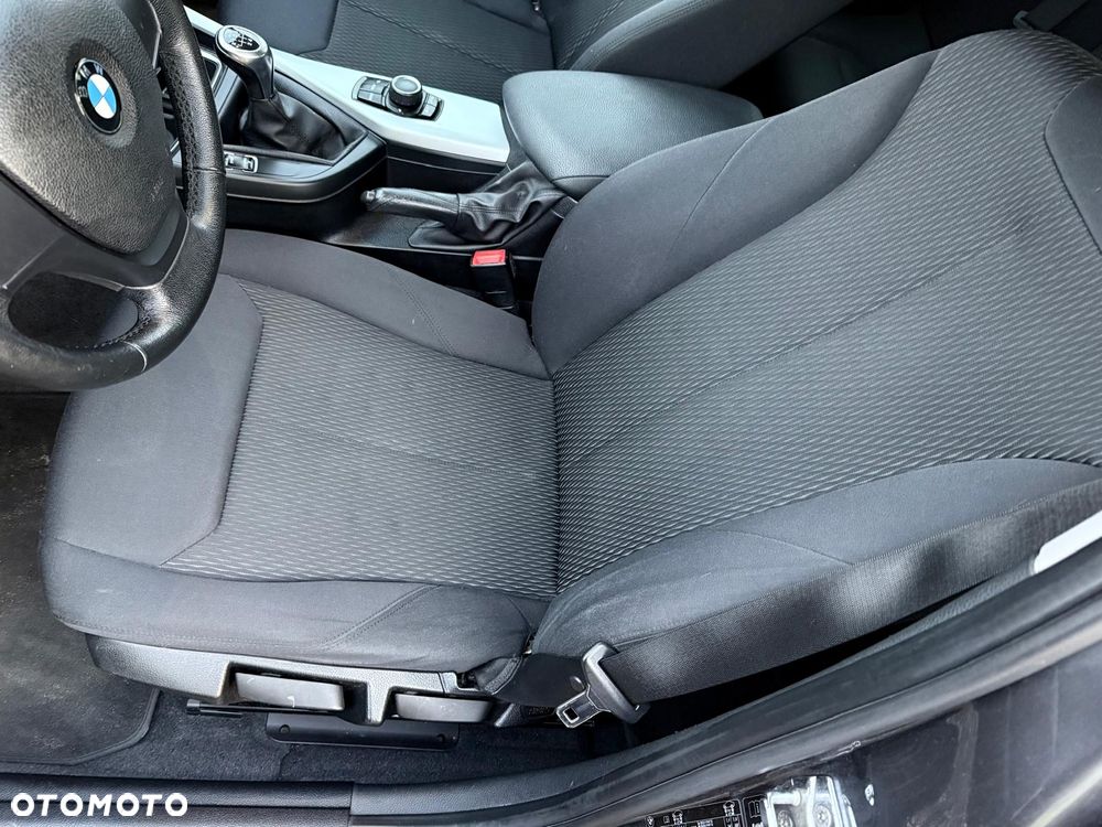BMW Seria 1 118i Urban Line - 18
