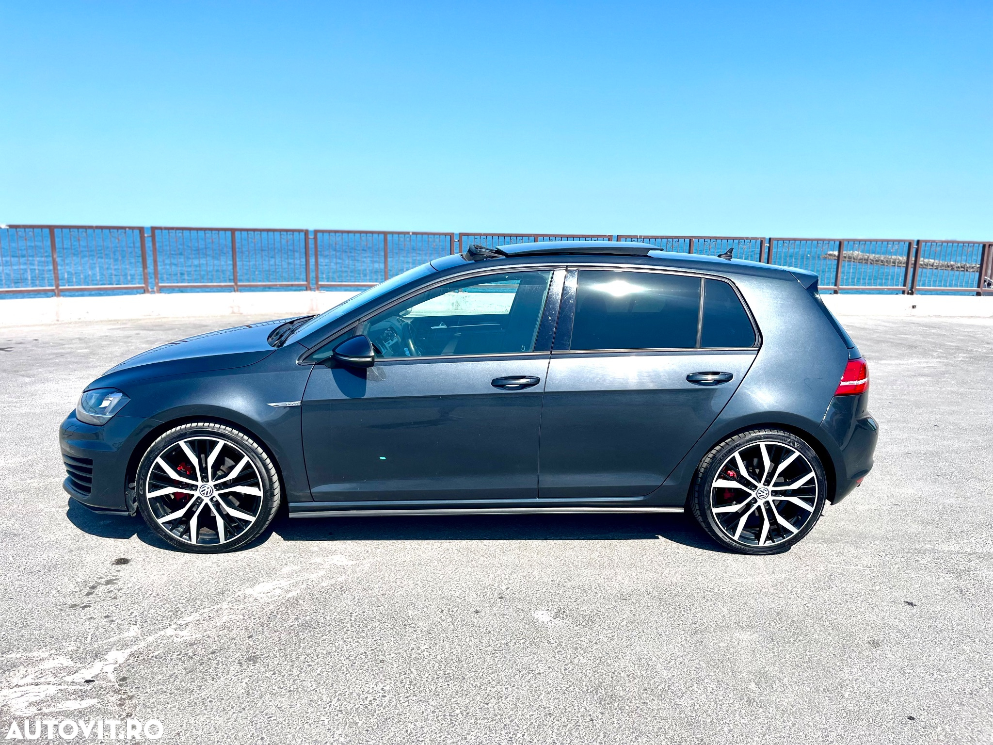 Volkswagen Golf 2.0 TDI DSG GTD - 11