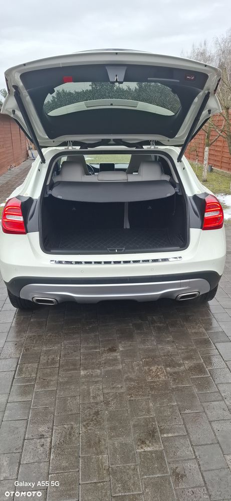 Mercedes-Benz GLA 180 7G-DCT Style - 3