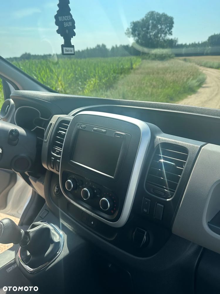 Renault TRAFIC - 35