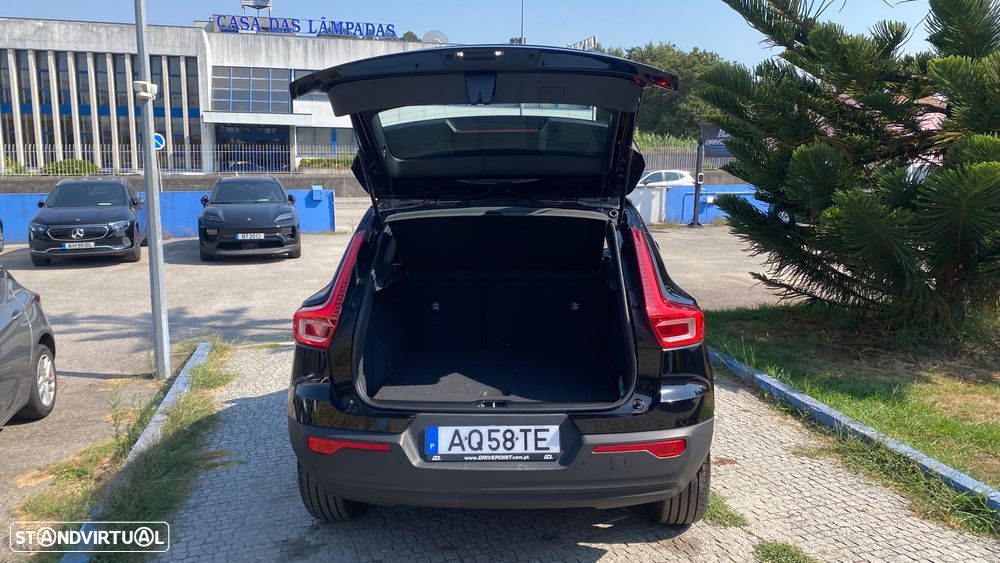 Volvo XC 40 1.5 T2 Momentum Plus - 10