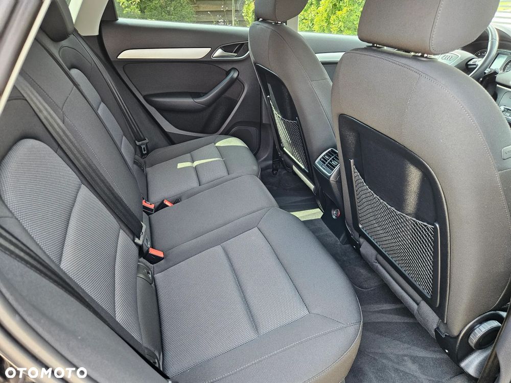 Audi Q3 2.0 TDI Design - 13
