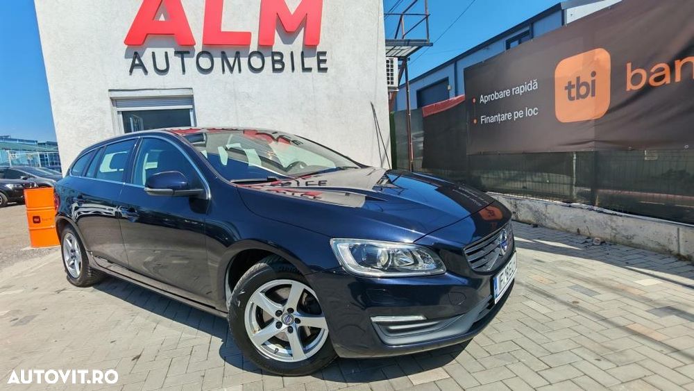 Volvo V60 D3 Momentum Core - 2