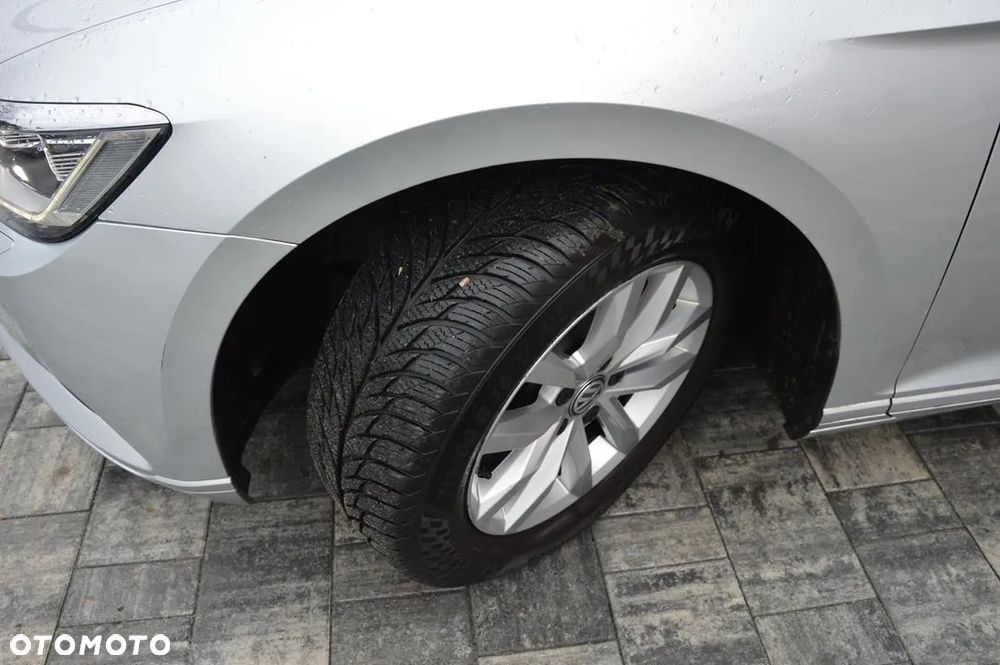 Volkswagen Passat 2.0 TDI BMT Highline DSG - 26