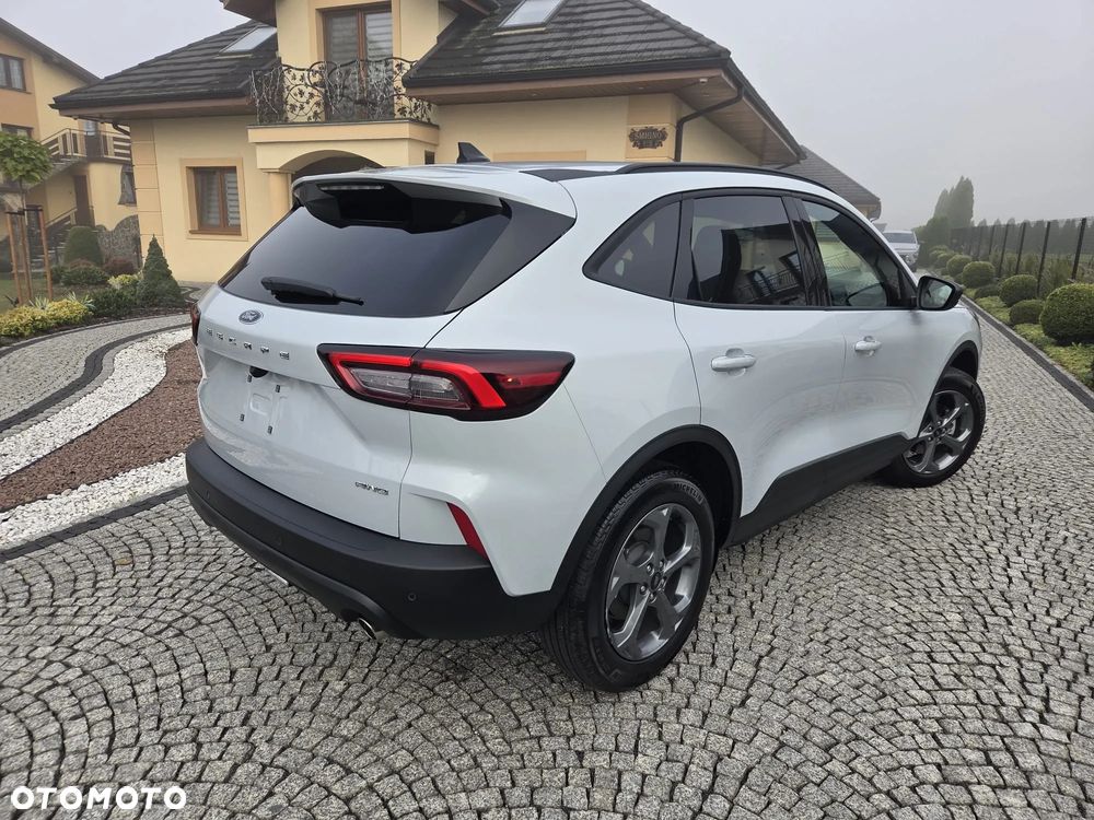 Ford Kuga - 7