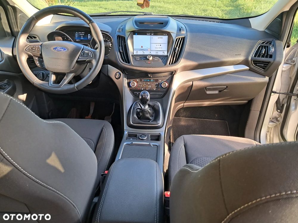 Ford Kuga 1.5 EcoBoost FWD Edition ASS MMT6 - 12