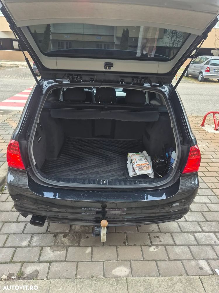 BMW Seria 3 318d Aut. Modern Line - 11