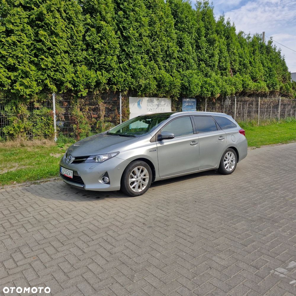 Toyota Auris - 1