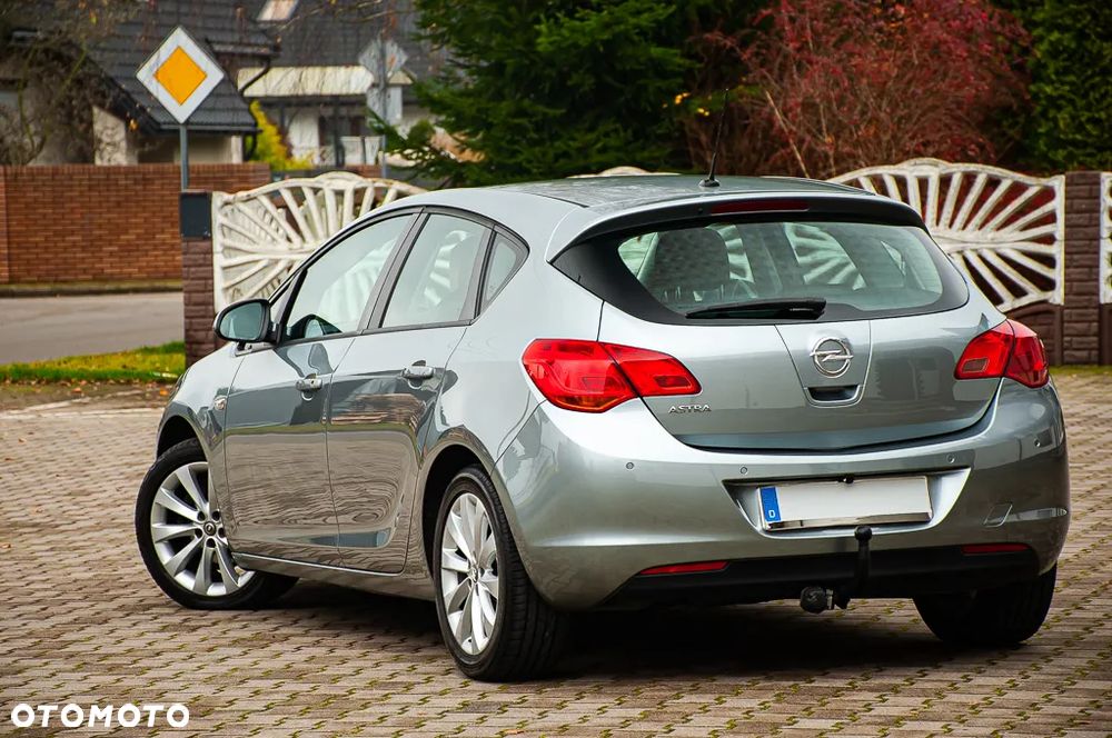 Opel Astra 1.6 Active - 17