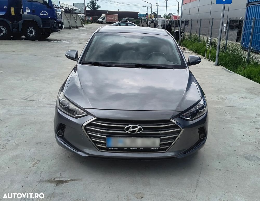 Hyundai Elantra 1.6 CRDI Highway - 1