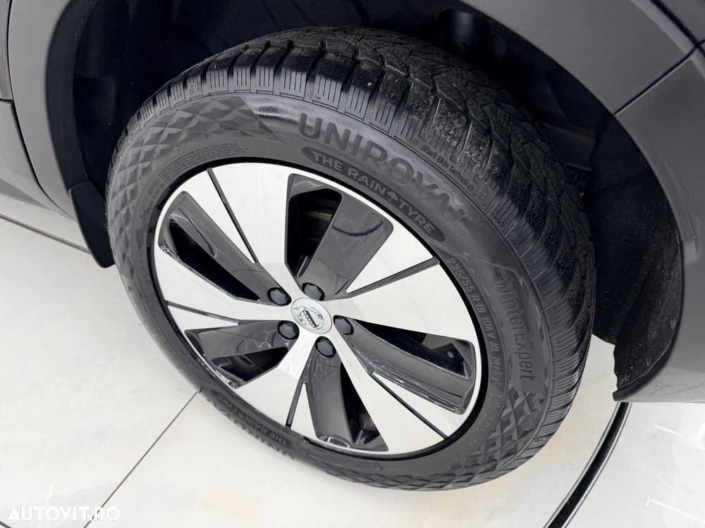 Volvo XC 40 D3 Geartronic Momentum Pro - 9