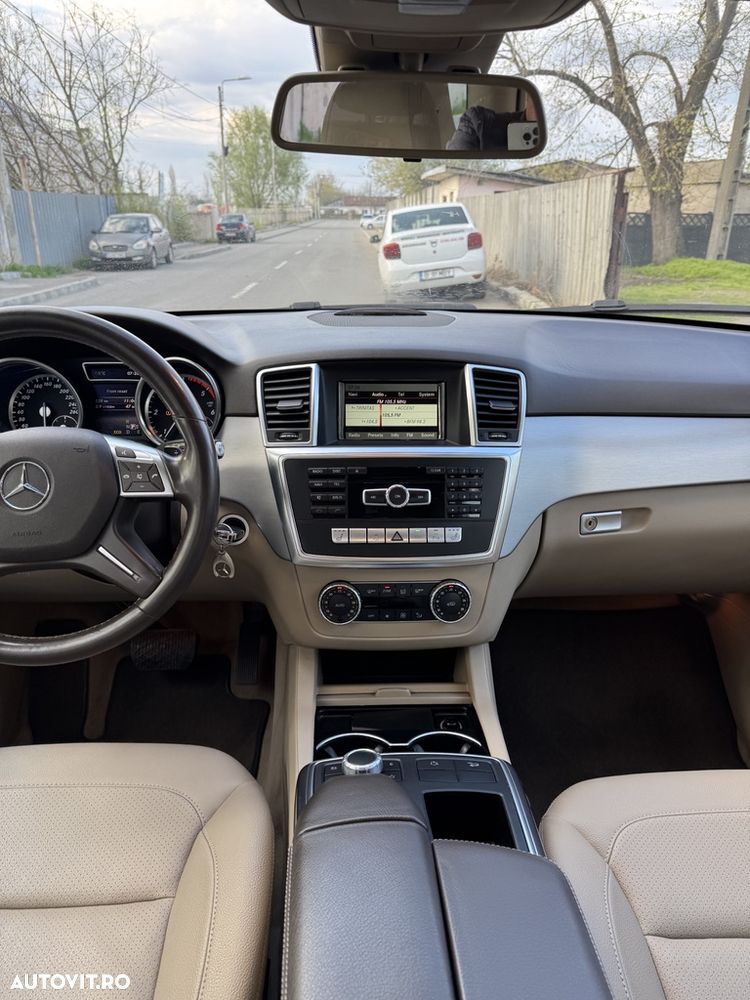 Mercedes-Benz ML - 9