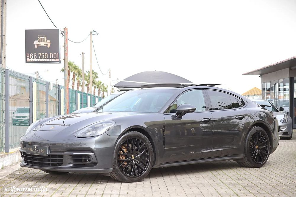 Porsche Panamera - 1