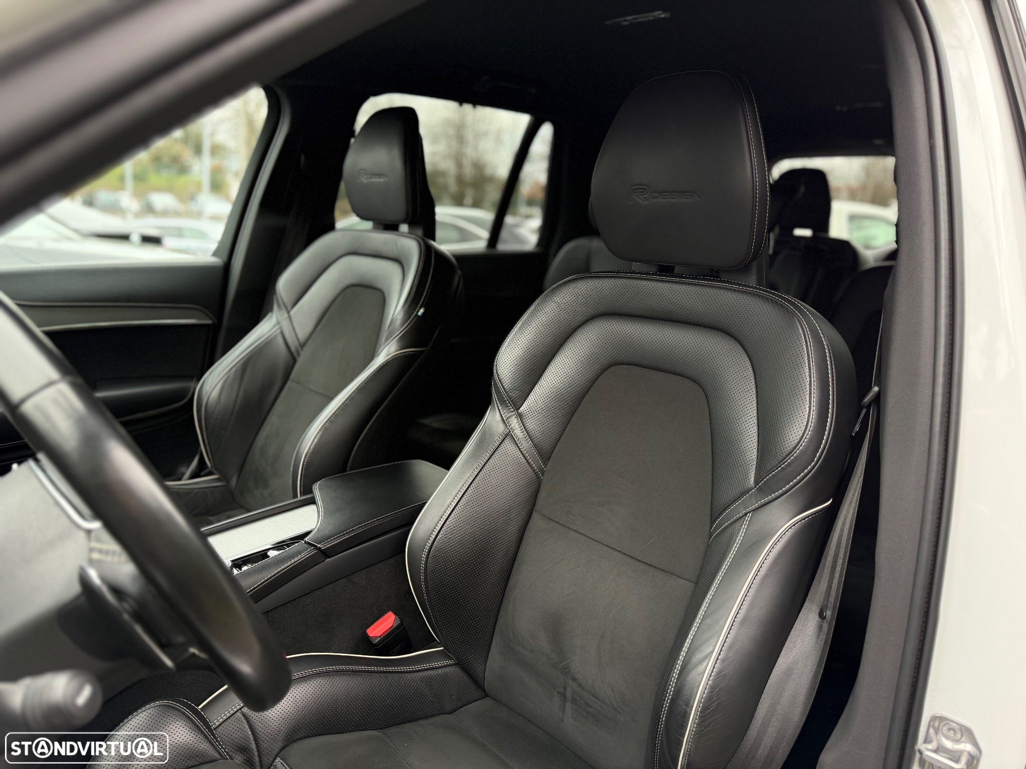 Volvo XC 90 2.0 B5 R-Design AWD - 15