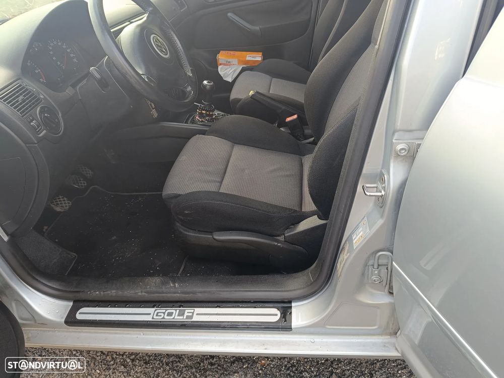 VW Golf 1.4i Confortline - 8