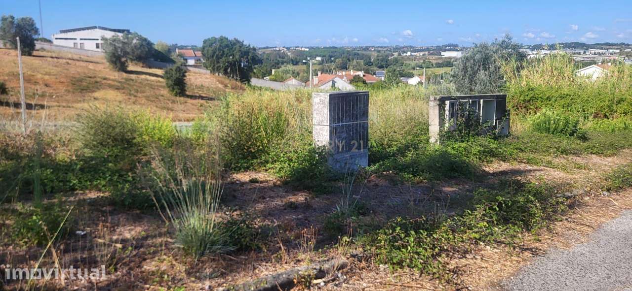 Terreno Urbano - Grande imagem: 4/17