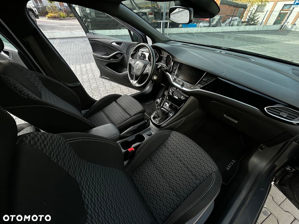 Opel Astra 1.4 T Dynamic S&S - 19