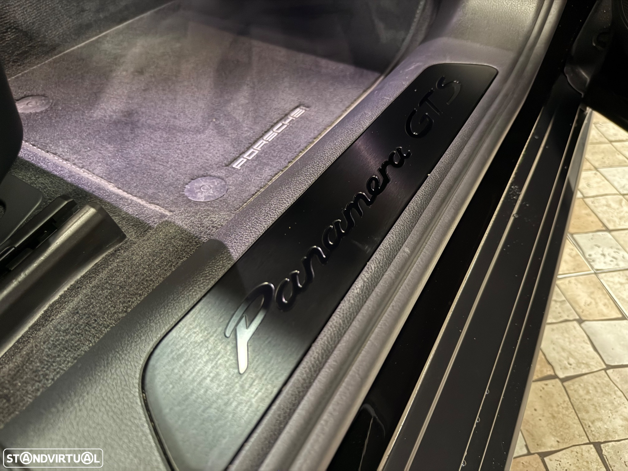 Porsche Panamera Sport Turismo GTS - 12
