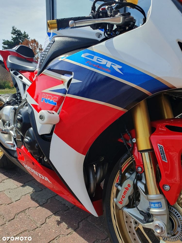 Honda CBR - 27