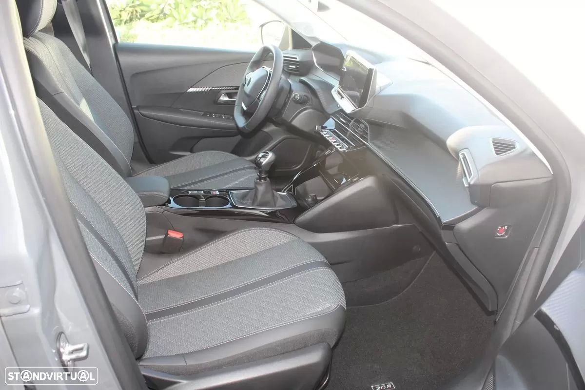 Peugeot 208 1.2 PureTech Allure Pack - 12