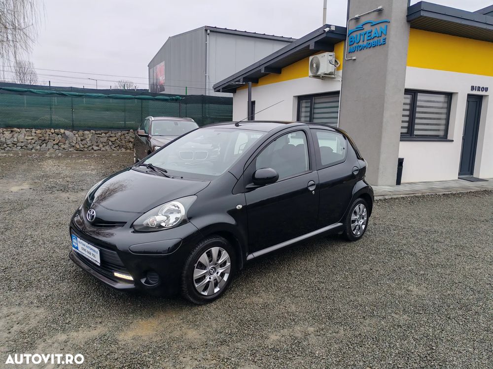 Toyota Aygo 1.0 Aut Luna - 1