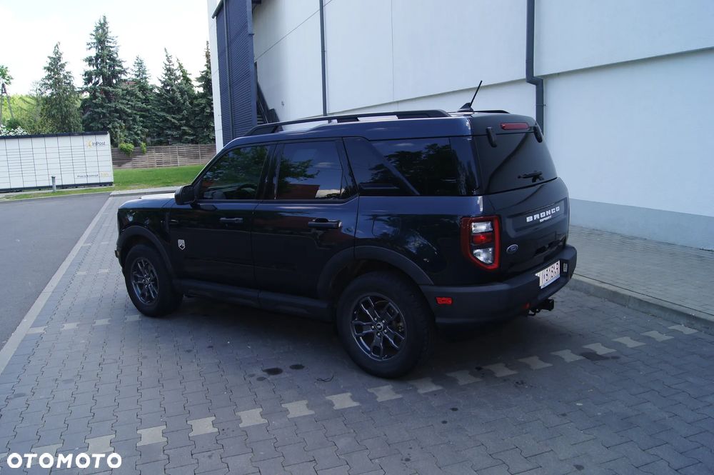 Ford Bronco - 3